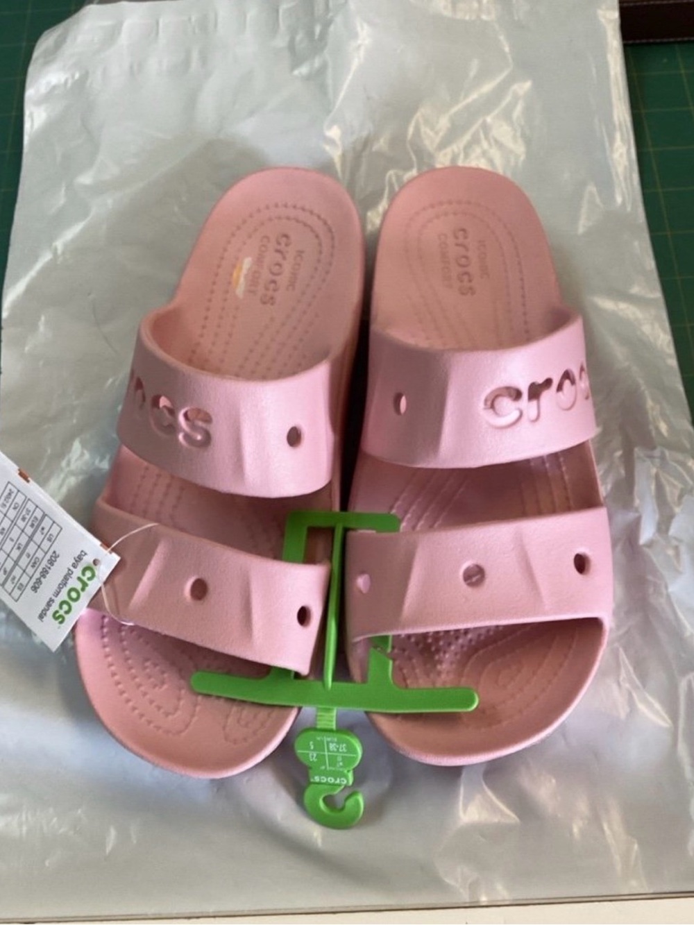 Baya platform crocs